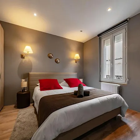 Le Vizier - Appartement Design Avec Parking En Centre Ville Vichy Exterior photo