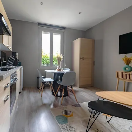 Le Vizier - Appartement Design Avec Parking En Centre Ville Vichy Exterior photo